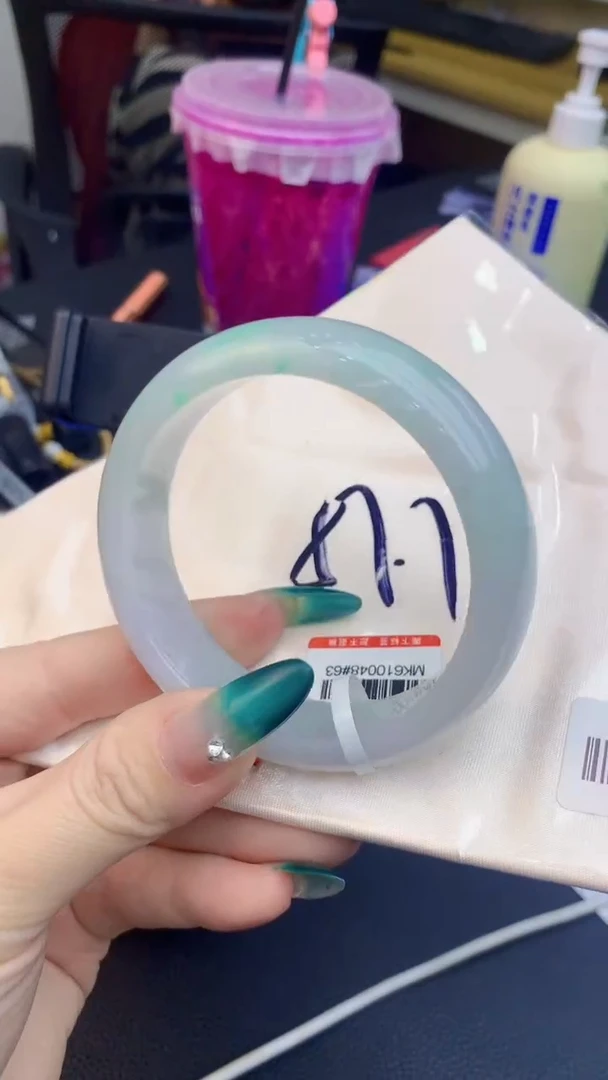 【闪购商品】翡翠手镯未镶嵌0800249409