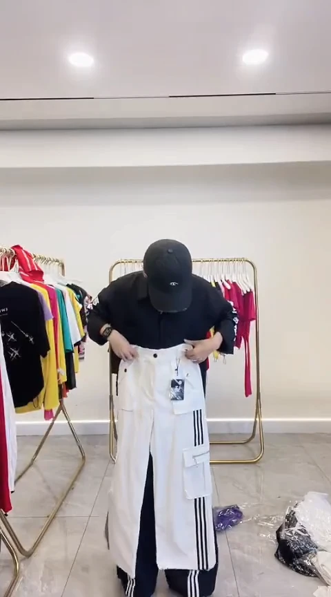 闪电购精品女装12M瑕疵