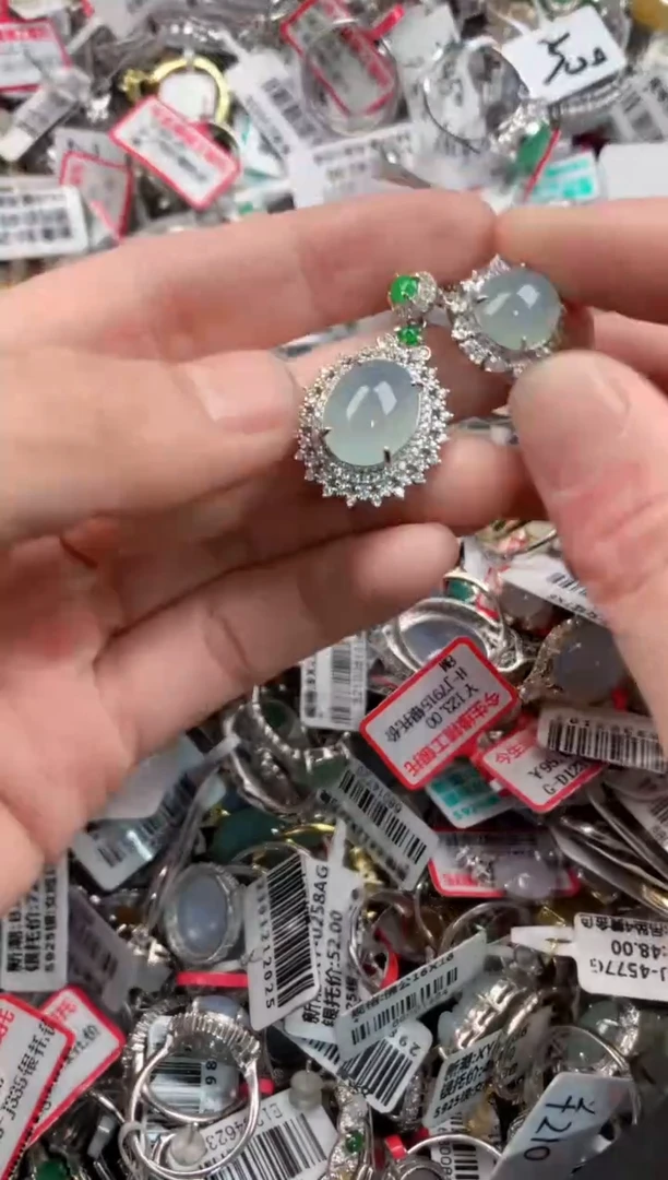 银S925镶嵌戒指翡翠777            2