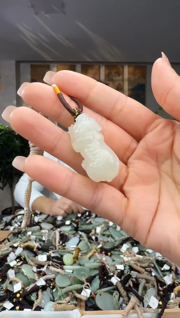 颈饰未镶嵌和田玉拍一发一多样性发货