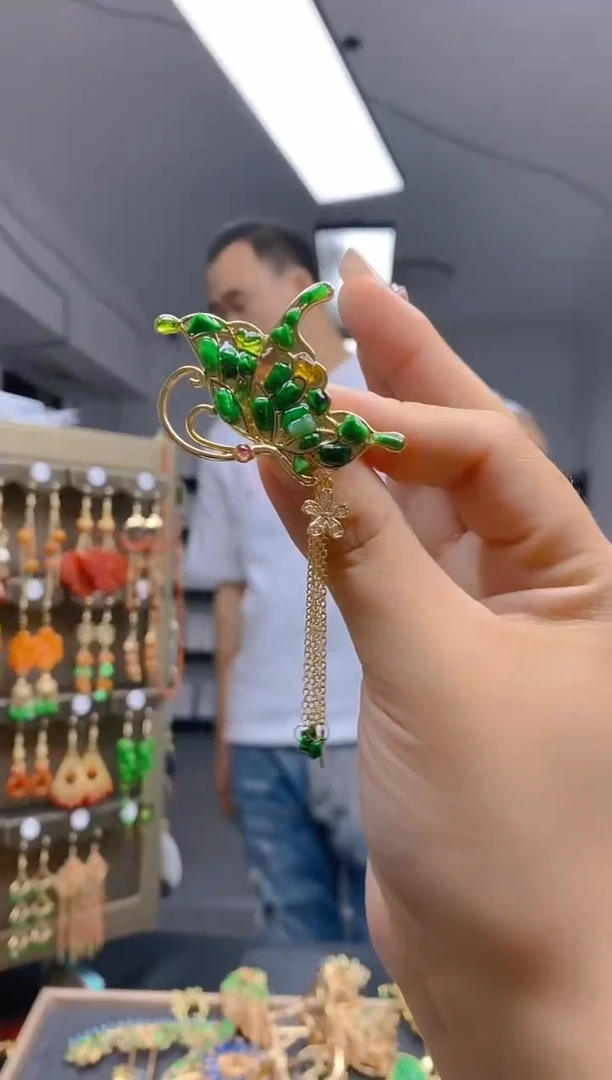 【闪购商品】翡翠耳饰合金276翡翠胸针