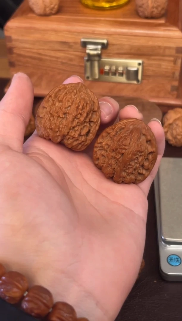 吊坠文玩核桃南疆是