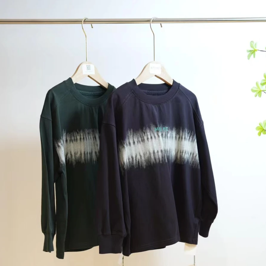 0992-O一款两色渐变涂鸦男童春秋圆领长袖T恤