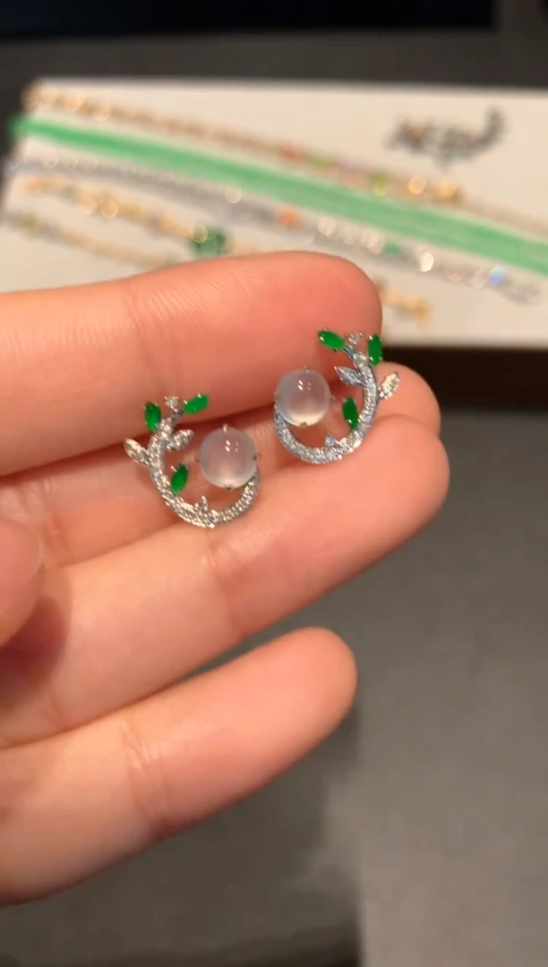 【闪购商品】翡翠耳饰18K金镶嵌A90-2880