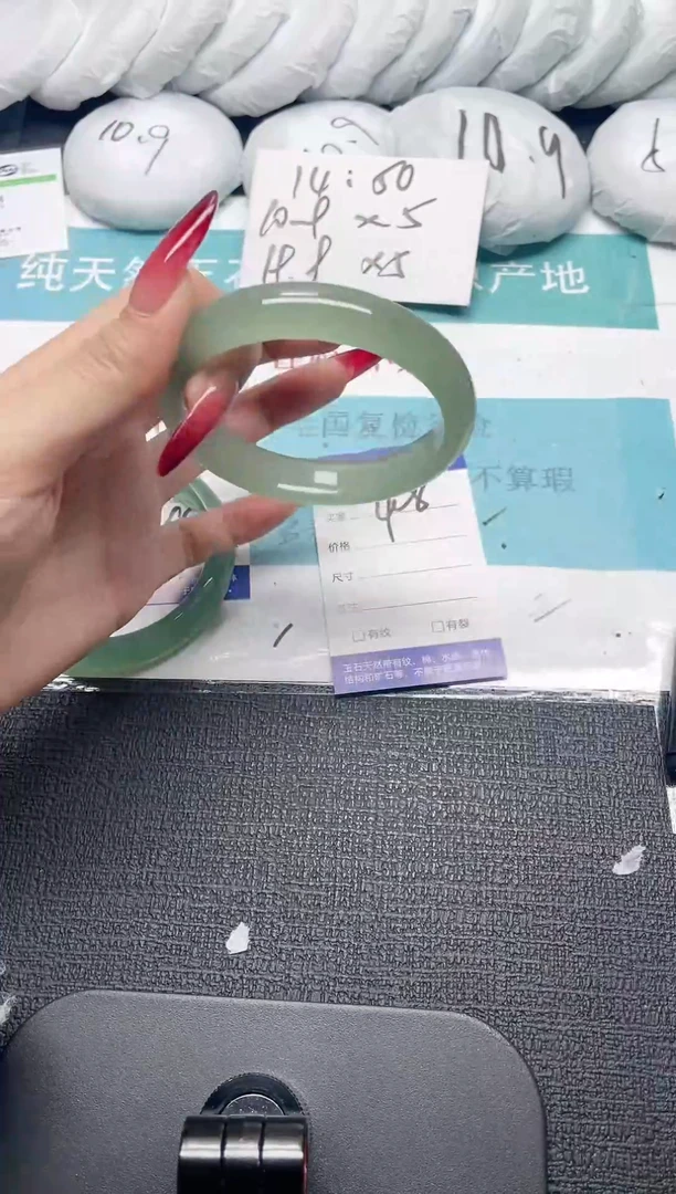 未镶嵌手镯石英质玉48-62