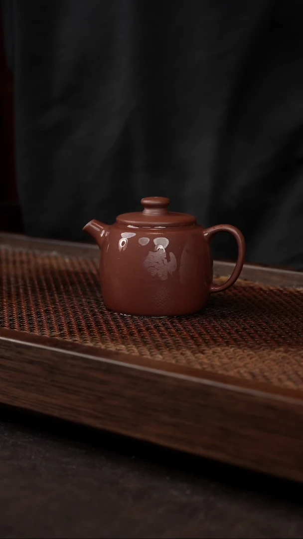 茶杯紫砂底槽清巨轮