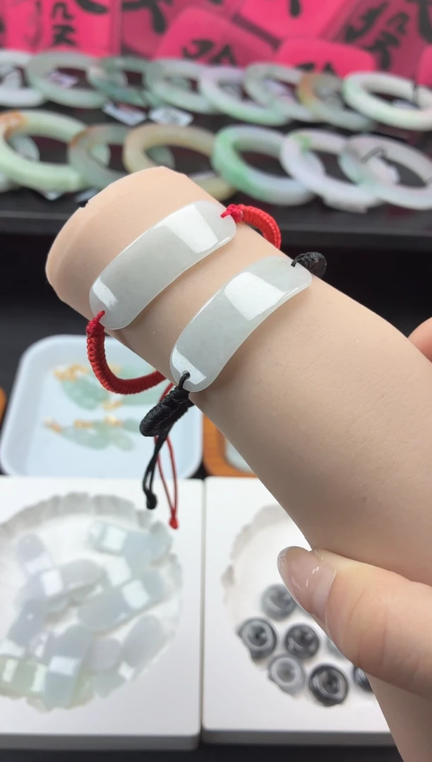 翡翠未镶嵌颈饰A05【多样性发其一】