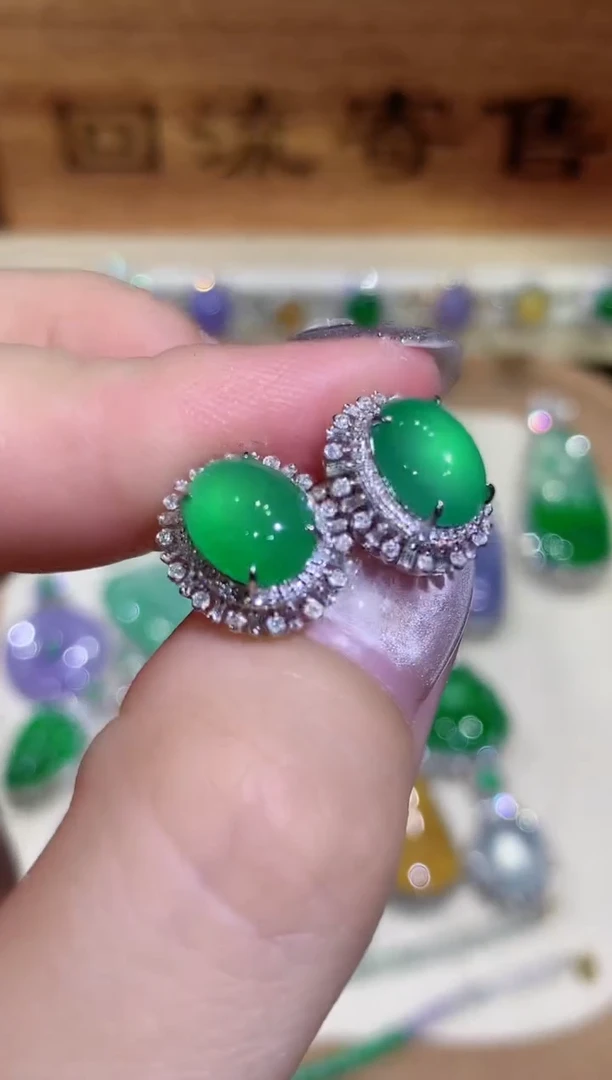 翡翠未镶嵌耳饰团购