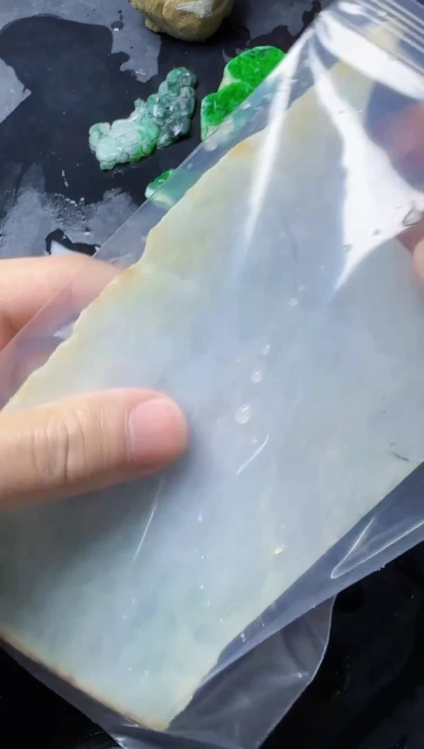 【闪购商品】翡翠颈饰未镶嵌086翡翠