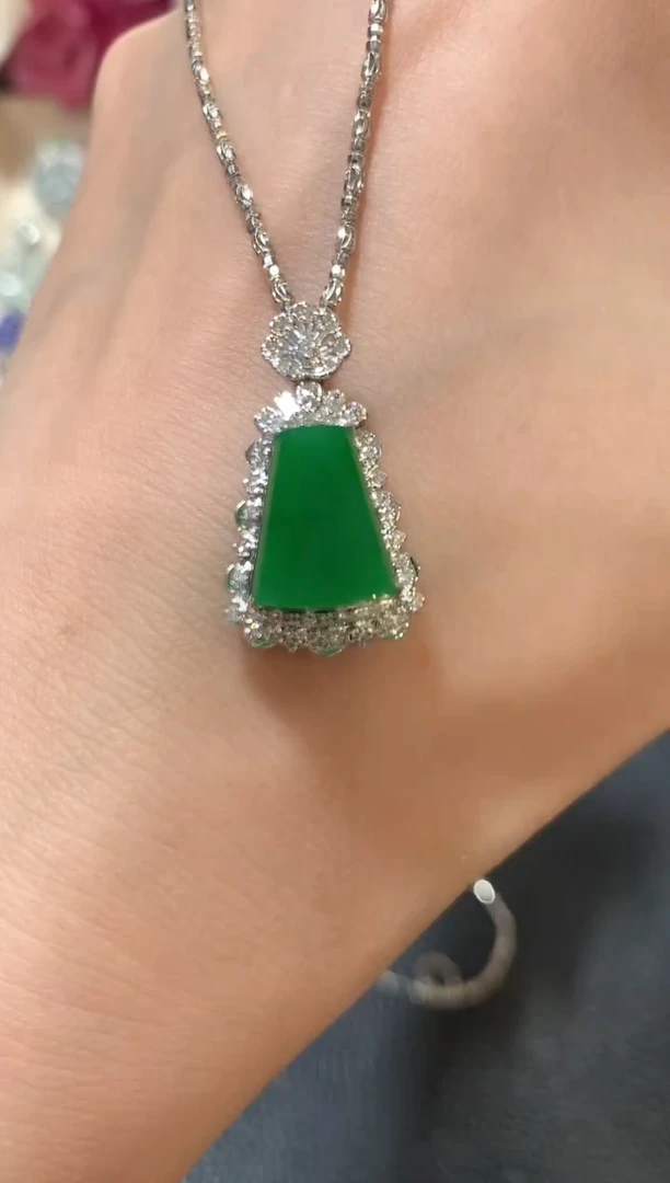 吊坠(不含链)18K金镶嵌翡翠n25