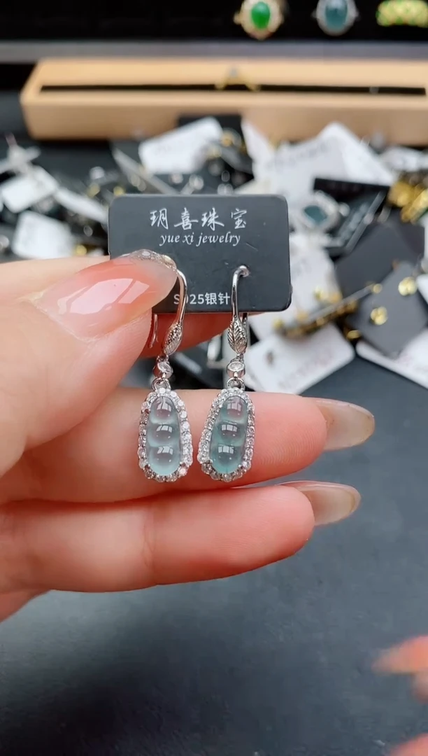 银S925镶嵌戒指翡翠1