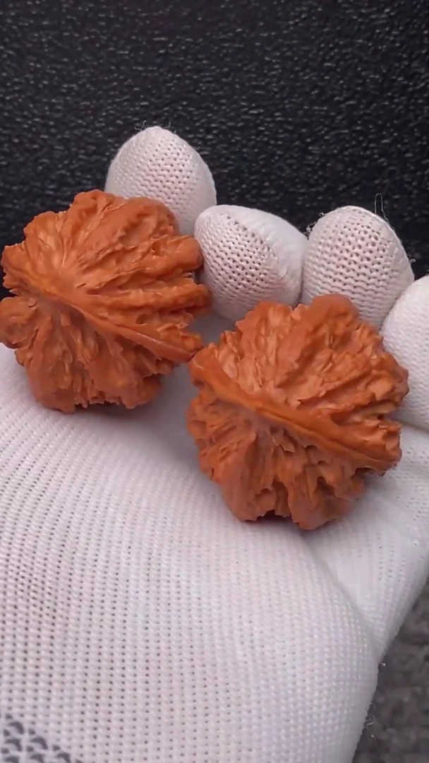 【闪购商品】文玩核桃把件暴龙