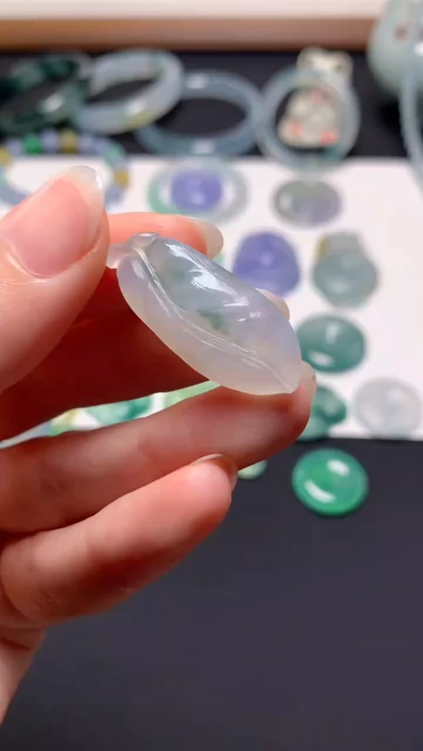 未镶嵌定制翡翠0768928038