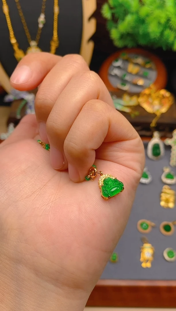 【闪购商品】翡翠吊坠(不含链)银S925镶嵌佛公万能扣