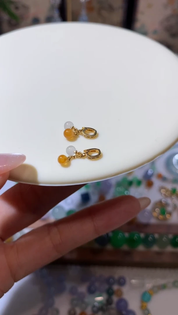 18K金镶嵌定制翡翠多样性发货一件发货3.8卡滴流