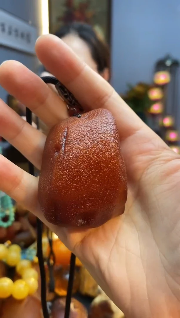 琥珀颈饰未镶嵌吊坠
