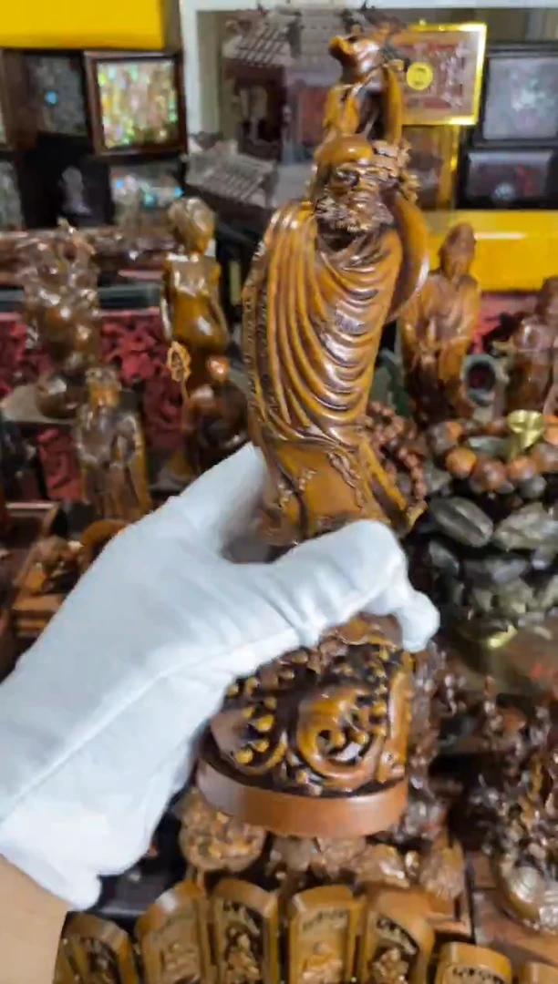 小叶黄杨摆件达摩一苇渡江