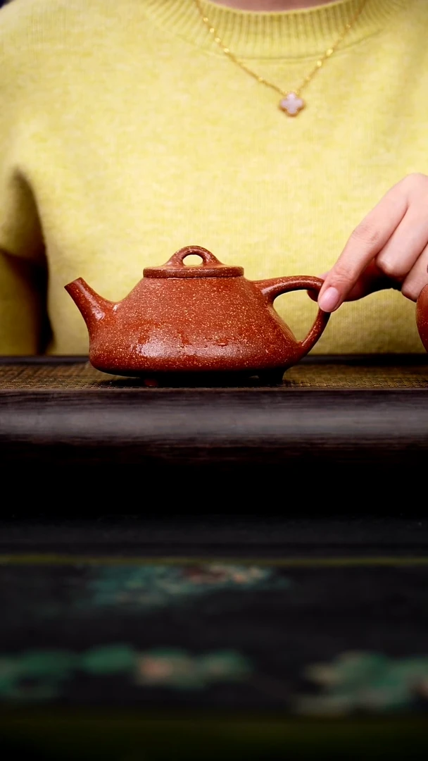茶壶紫砂肀*桂花砂 子冶石瓢 270cc