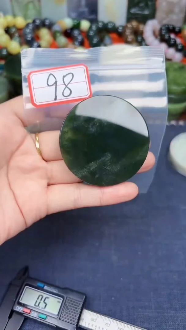 颈饰未镶嵌和田玉和田玉