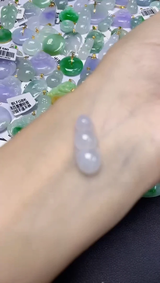 翡翠未镶嵌颈饰天然缅甸翡翠A货百元以上9元证书费自理