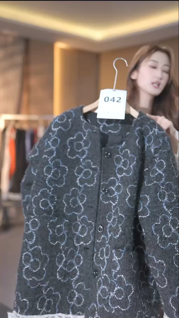 042号L码120-140斤
