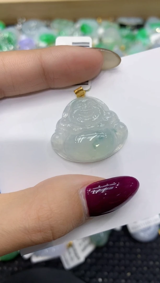 翡翠18K金镶嵌颈饰111111111111