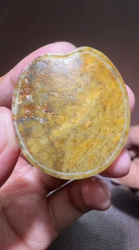 未镶嵌和田玉挂件和田玉