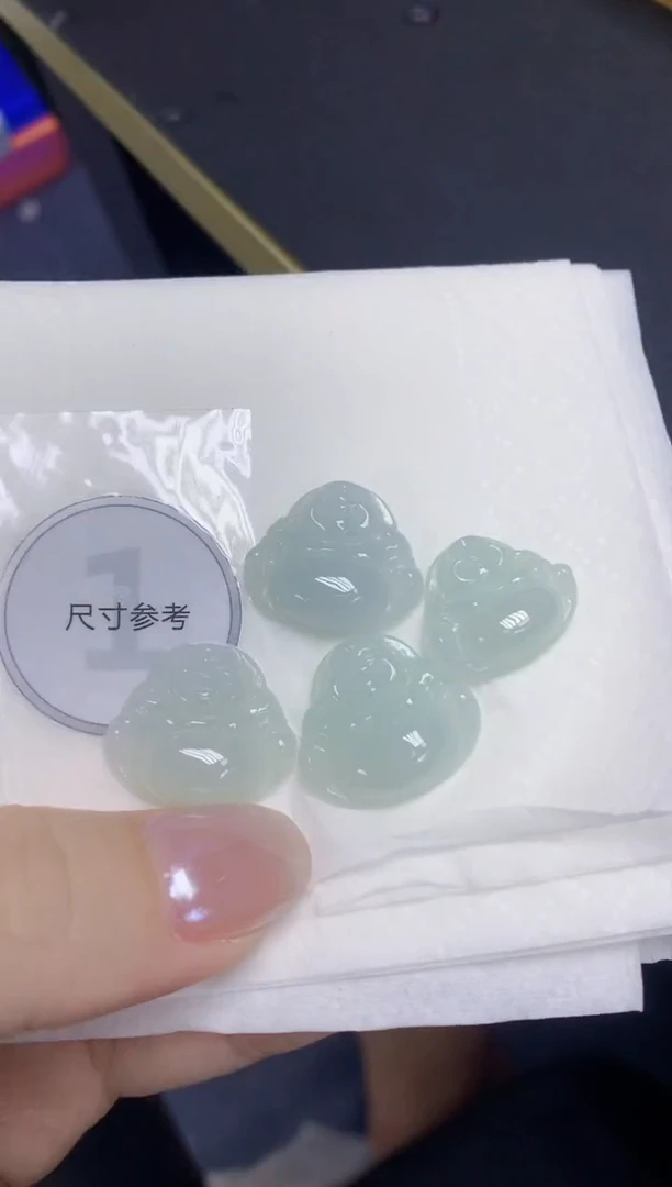 翡翠未镶嵌颈饰天然缅甸翡翠A货多样性发其一