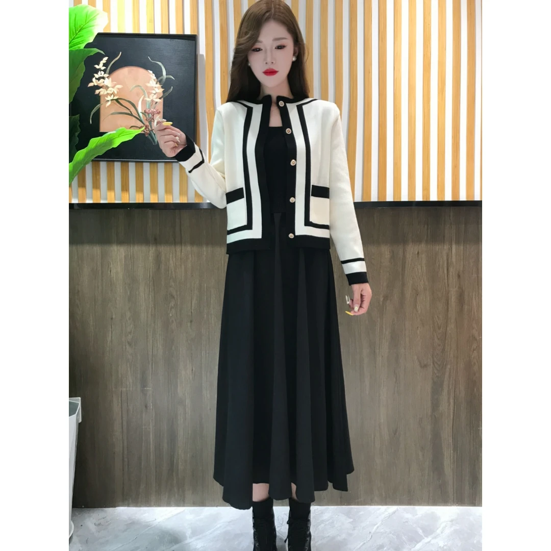 2025真两件连衣裙圆领长袖常规法式气质秋季裙子