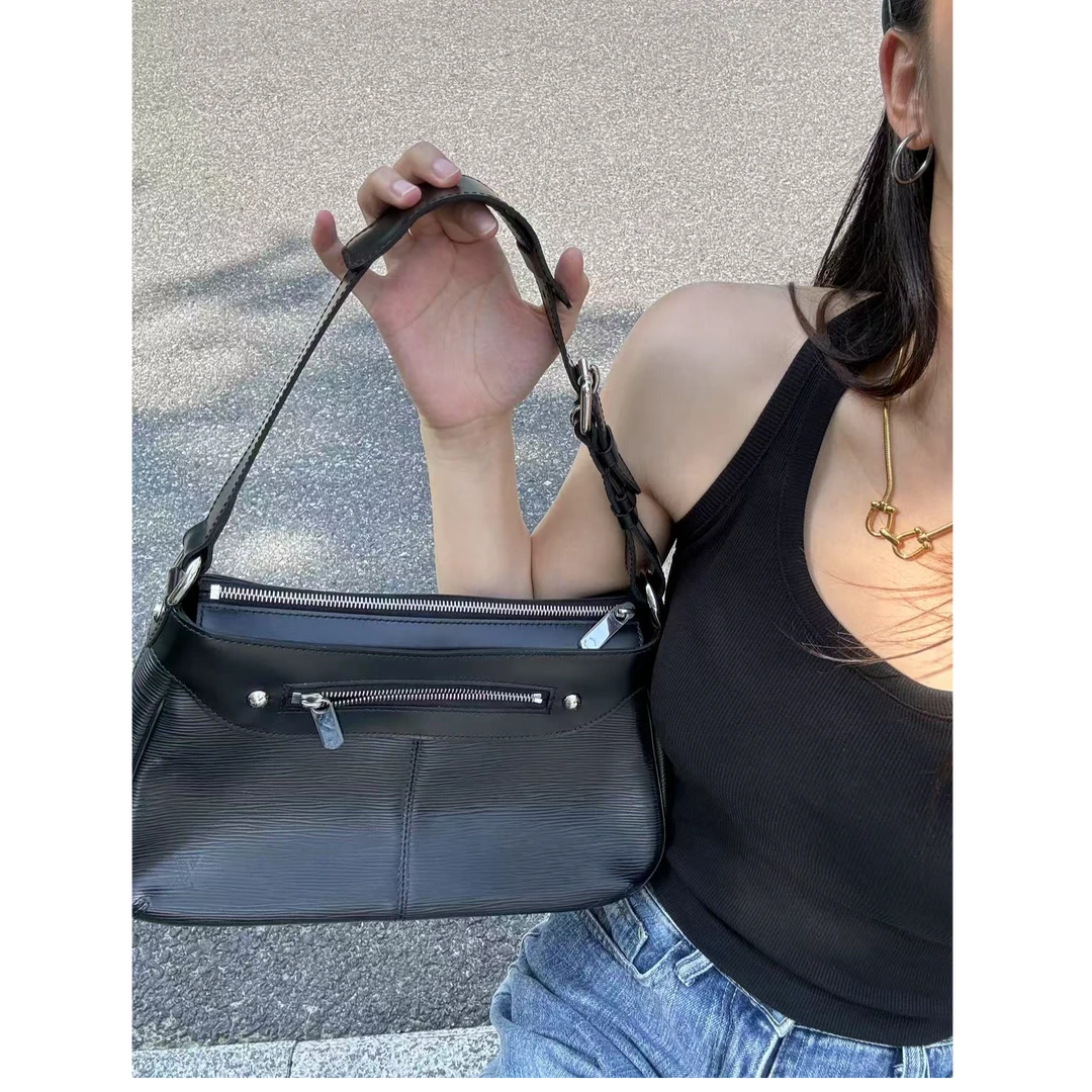 95新 LouisVuitton/路易威登 【小考拉】LV 黑色水波纹hobo单肩包