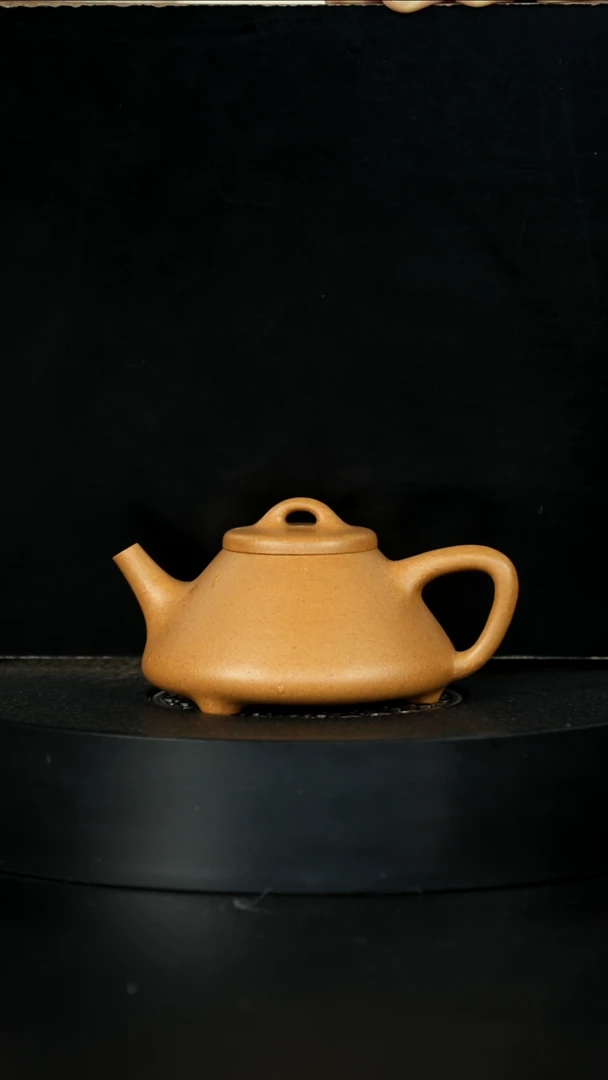 【闪购商品】紫砂茶壶明清老宕口黄金段子冶石瓢200cc