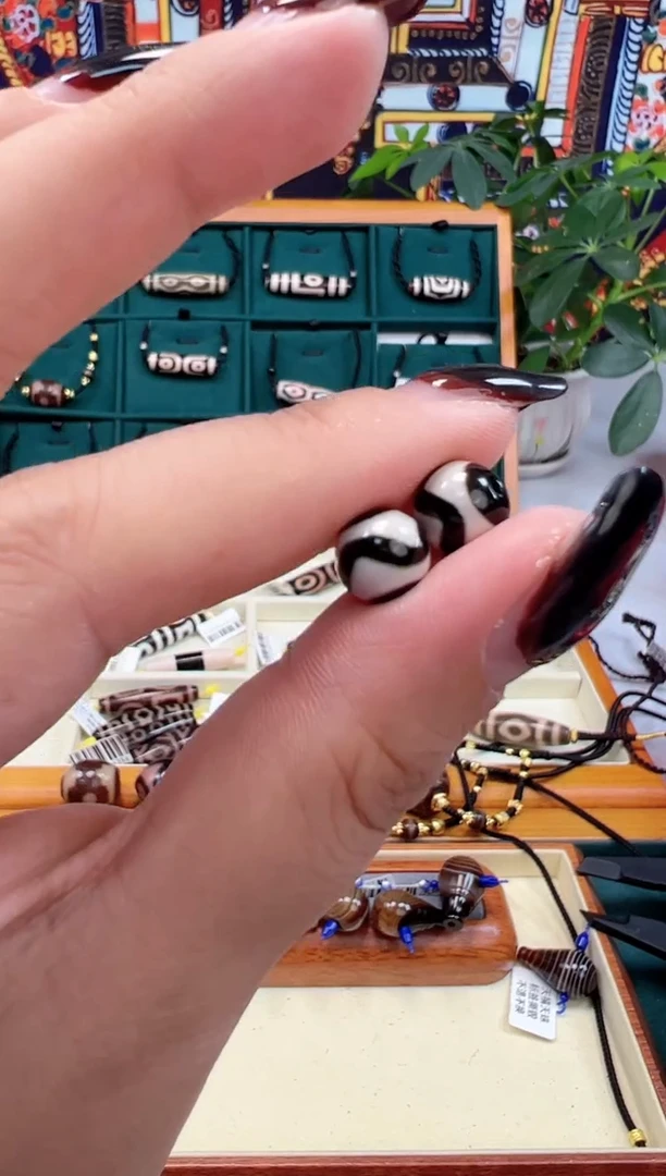 玛瑙/玉髓颈饰未镶嵌4.（微瑕随机发货）