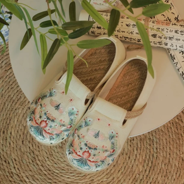 【玉莲】国风舒适百搭手工亚麻刺绣女鞋软底平底布鞋老北京时尚