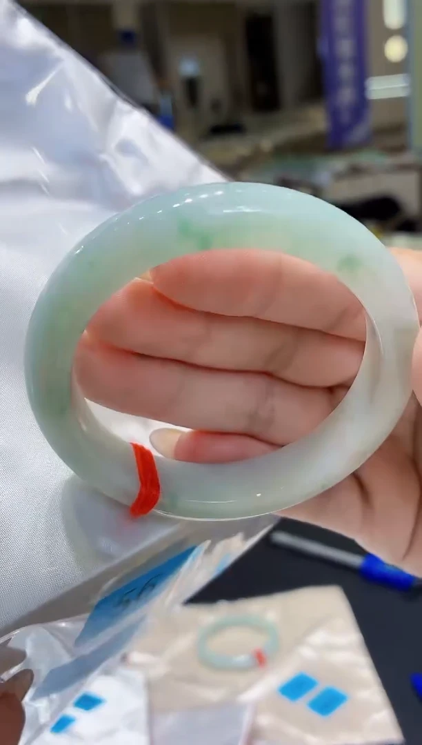 未镶嵌手镯翡翠翡翠手镯56