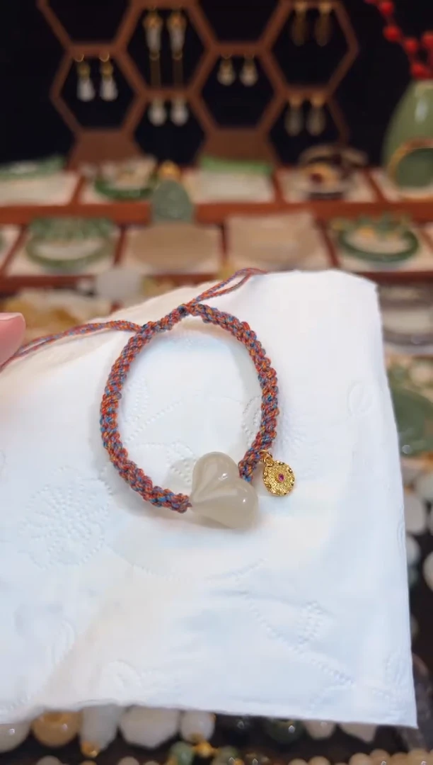 未镶嵌手绳和田玉福利