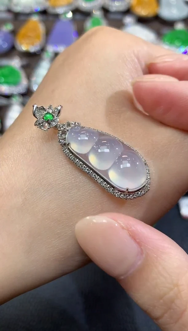 吊坠(不含链)18K金镶嵌翡翠C8