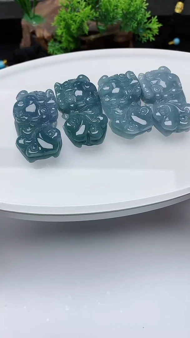 【闪购商品】翡翠颈饰未镶嵌多样性发其一