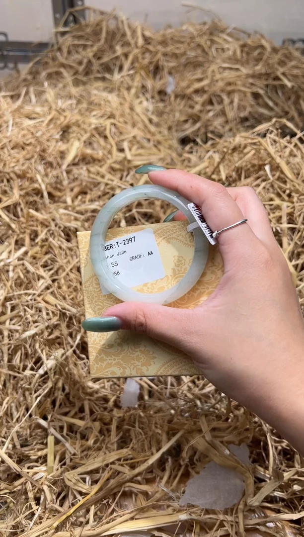 未镶嵌手镯石英质玉T2397HU