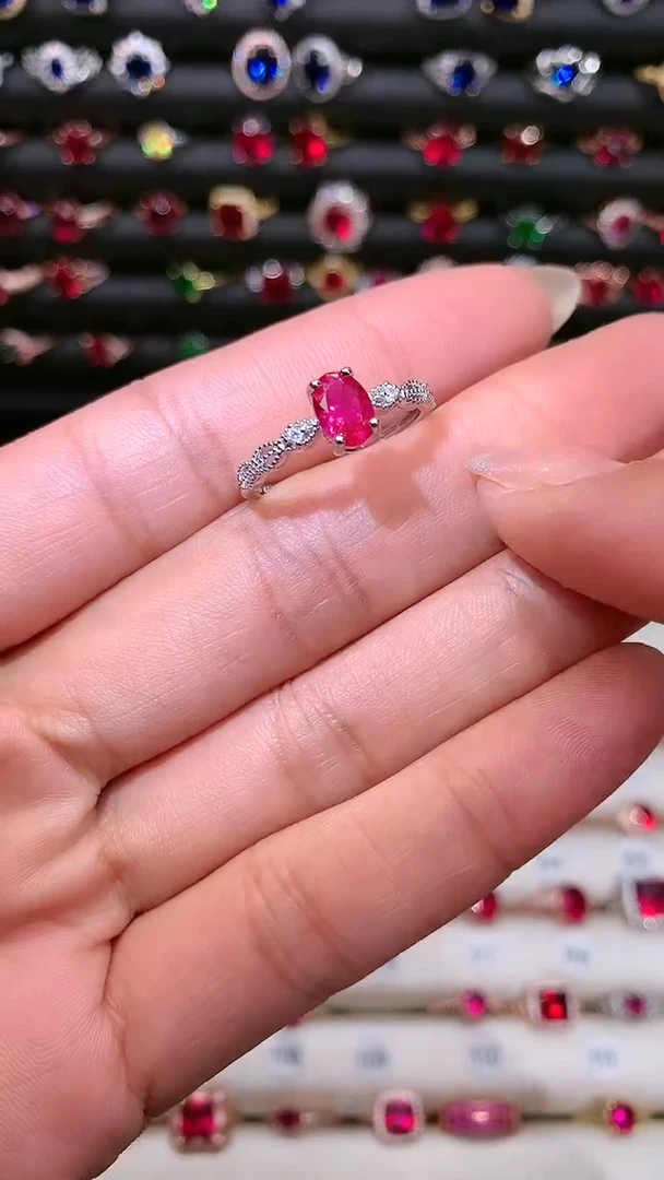 【闪购商品】红宝石戒指银S925镶嵌57