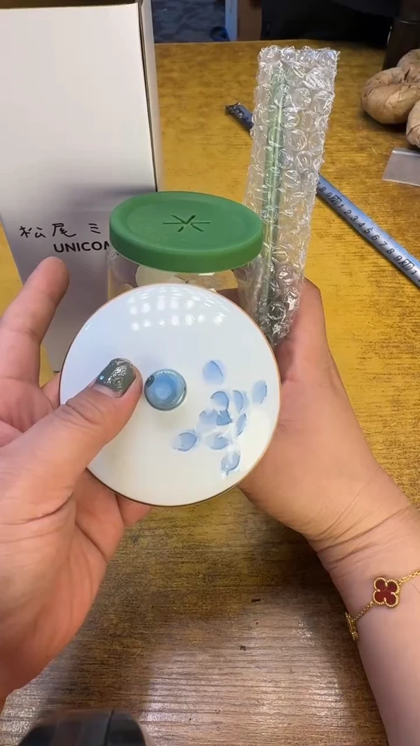 瓷器瓷器瑕疵脏旧94