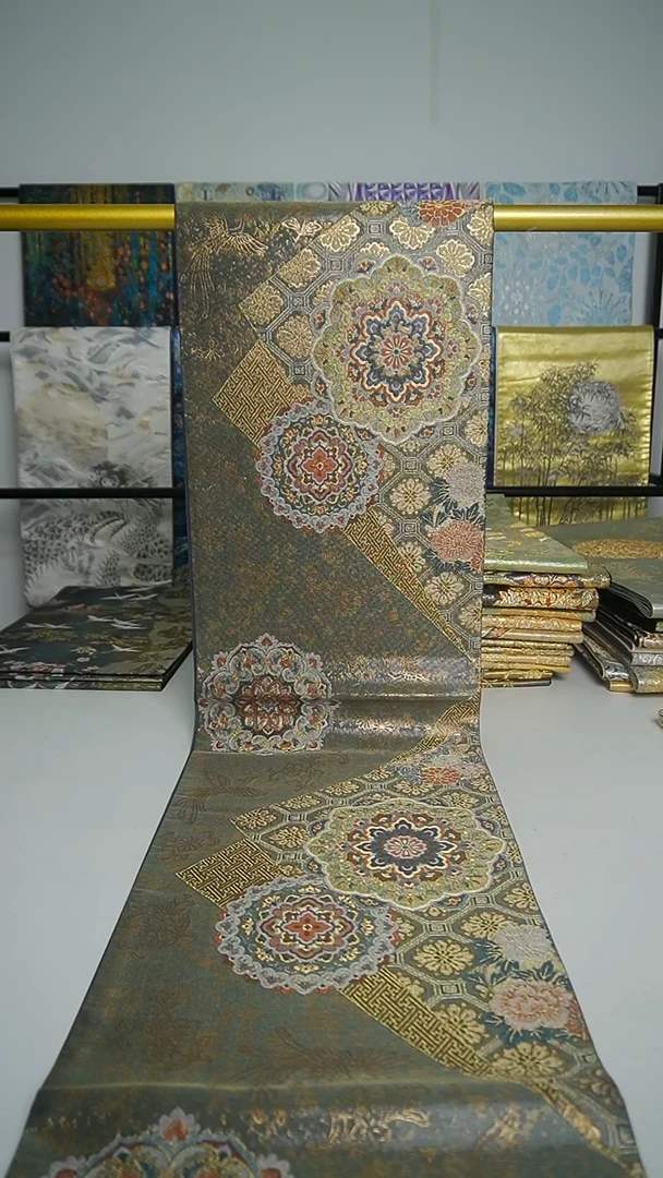 织绣织锦40宝象花