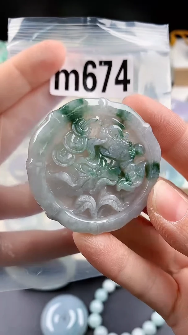 颈饰未镶嵌翡翠颈饰未镶嵌缅甸天然翡翠吊坠