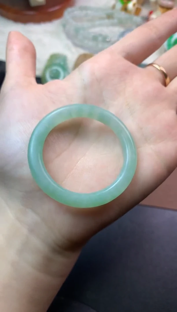 未镶嵌定制翡翠毛货