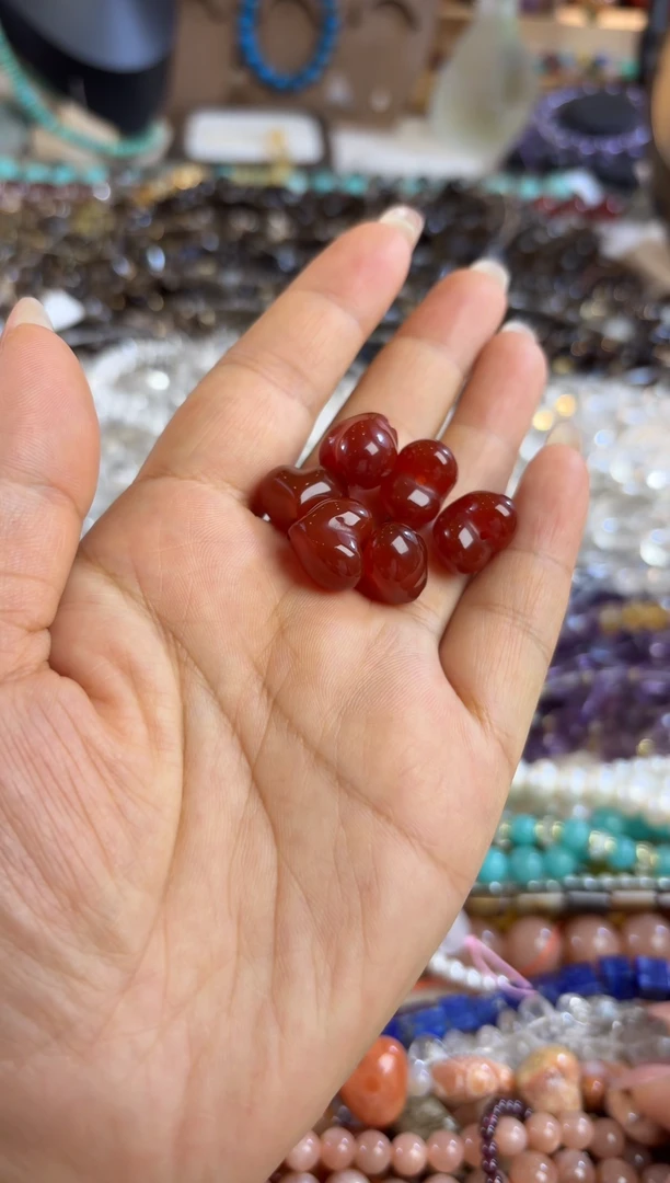 未镶嵌玛瑙/玉髓珠宝半成品红玛瑙爱心卡14一颗