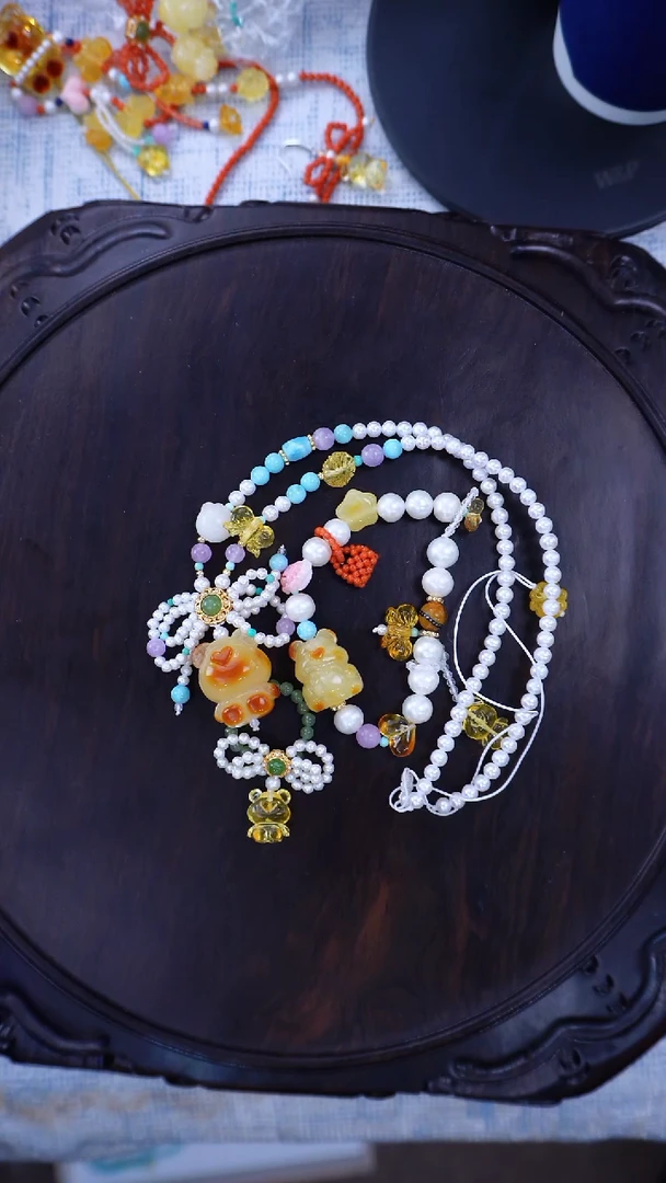 琥珀颈饰未镶嵌12.31日 多样性发其一