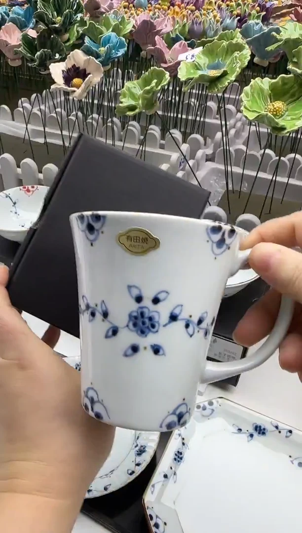 瓷片辰辰家的瓷器真好看