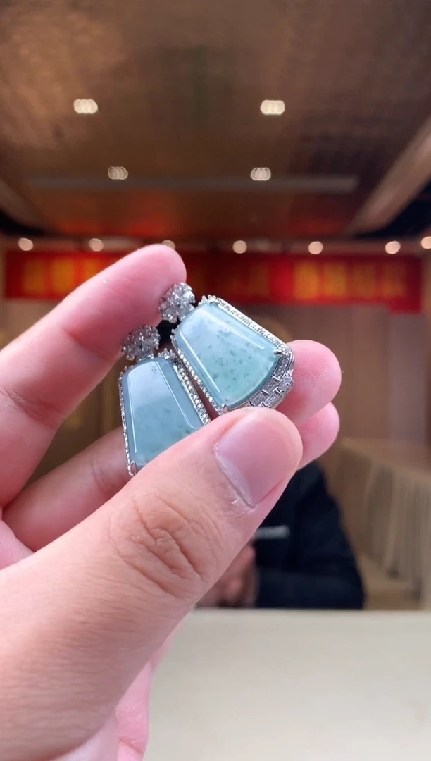 【闪购商品】翡翠颈饰未镶嵌多样性发货（只发一件) *d3