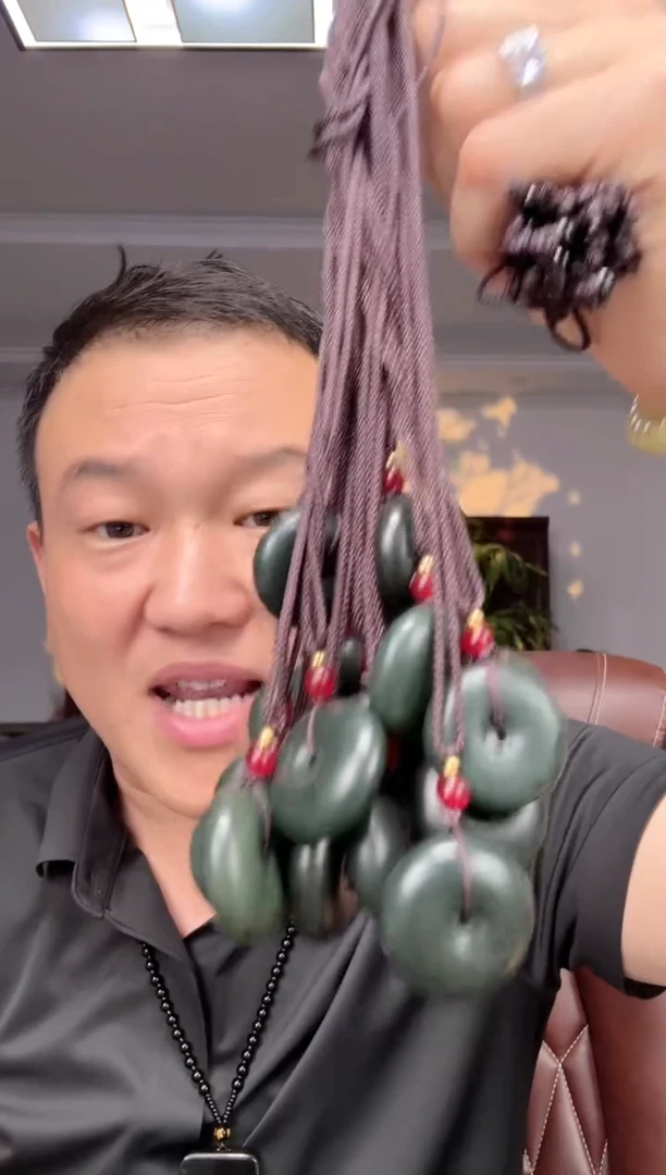 和田玉未镶嵌颈饰20