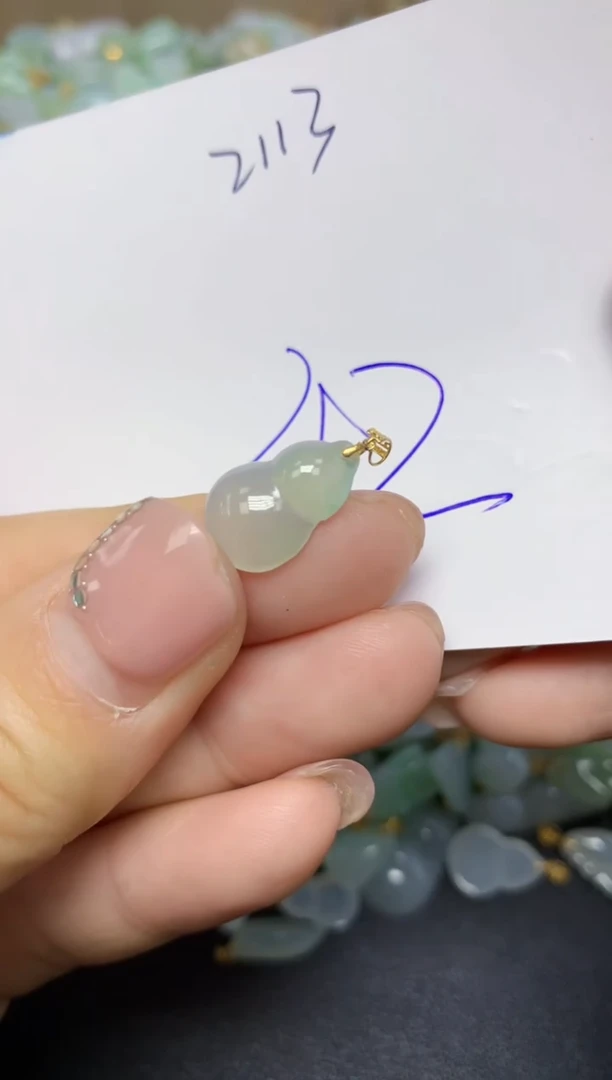 【闪购商品】翡翠挂件18K金镶嵌 天然翡翠A货