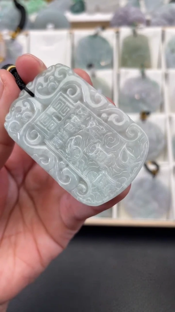 颈饰未镶嵌翡翠天然缅甸翡翠A货373